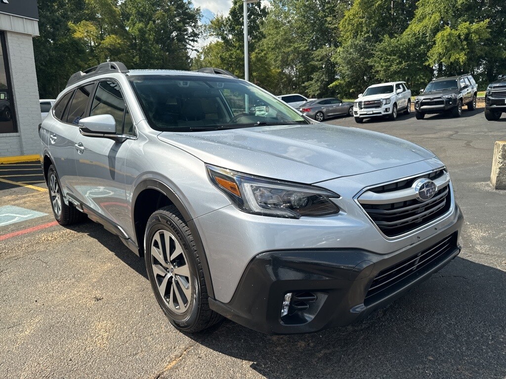 2022 Subaru Outback Premium photo 4