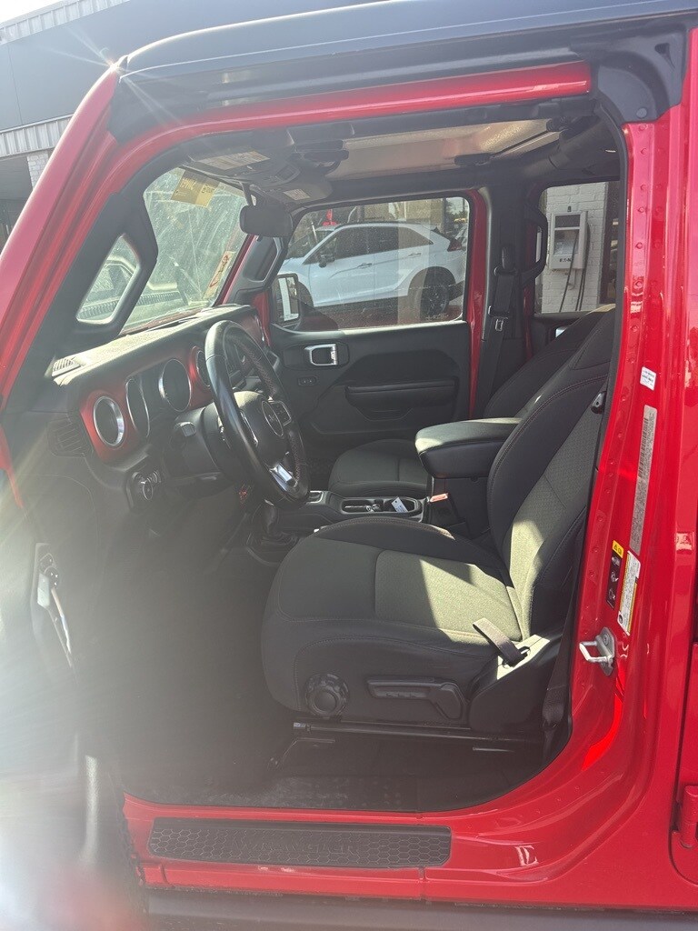 2020 Jeep Wrangler Unlimited Rubicon photo 4