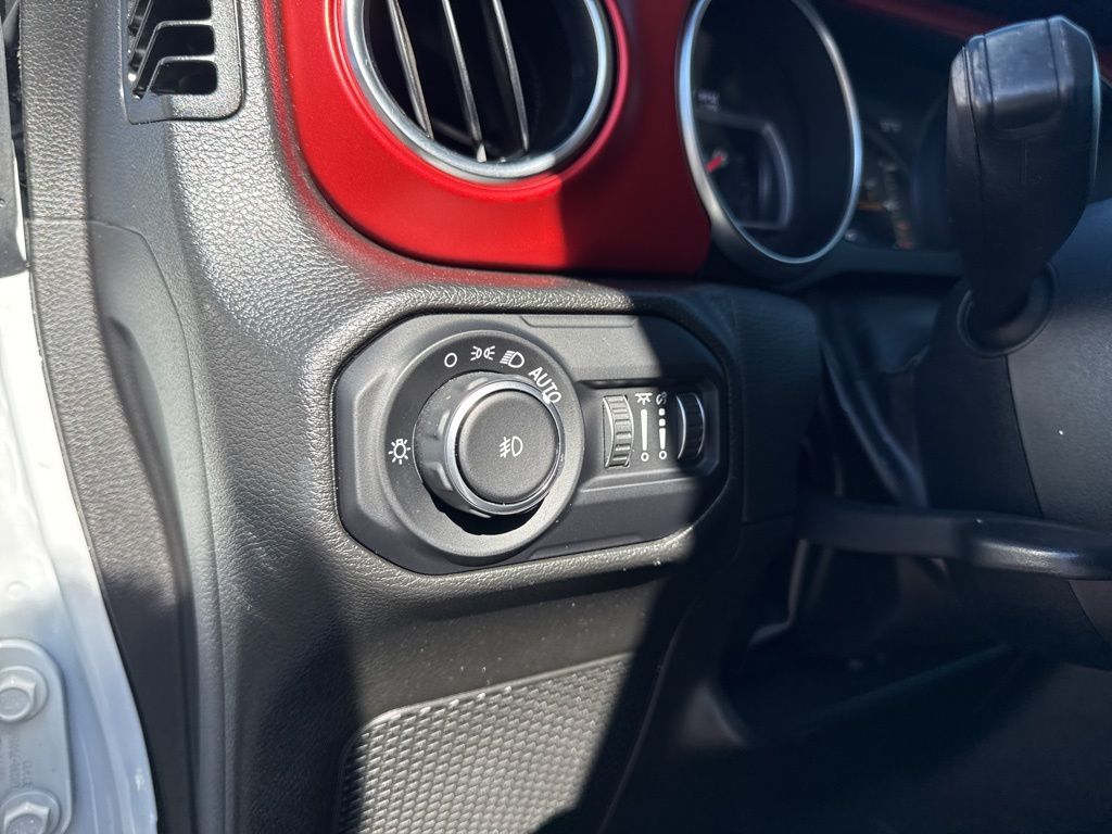 2022 Jeep Wrangler Unlimited Rubicon - Photo 15