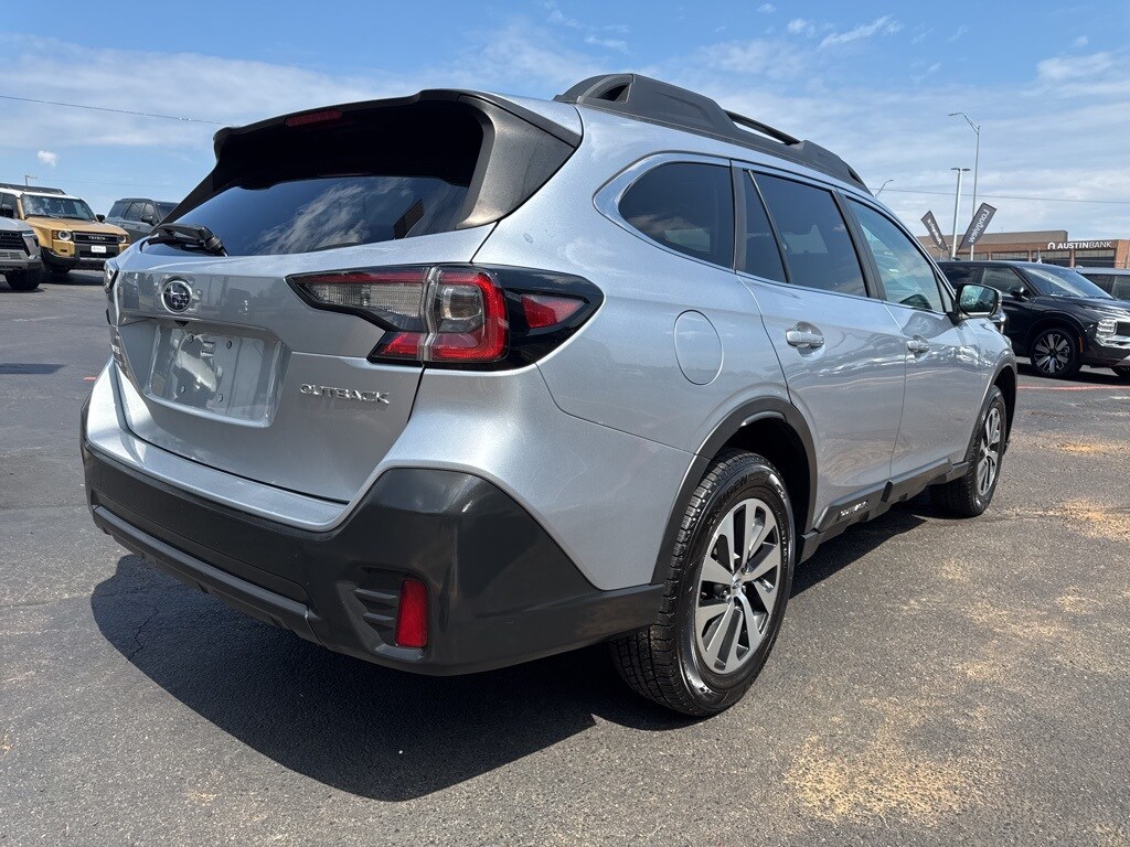 2022 Subaru Outback Premium photo 3