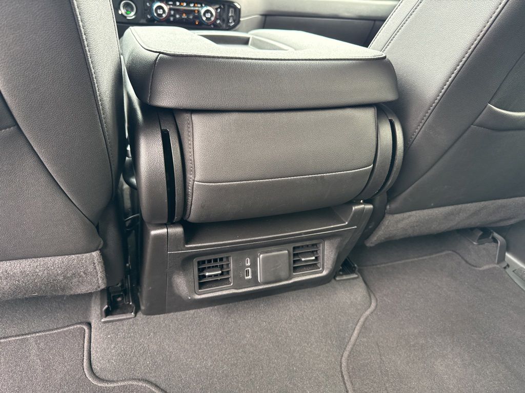 2024 GMC Sierra 1500 SLT - Photo 33