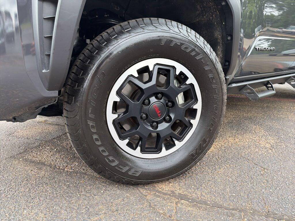 Used 2024 Toyota Tacoma SR5 Truck