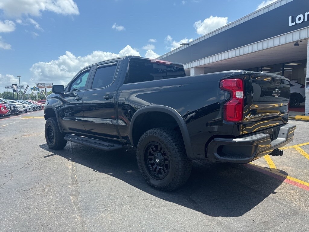 2022 Chevrolet Silverado 1500 ZR2 photo 2