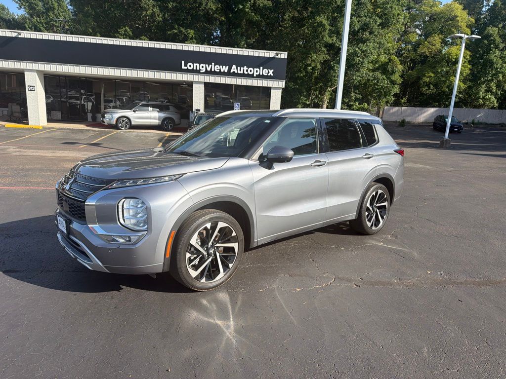 2022 Mitsubishi Outlander