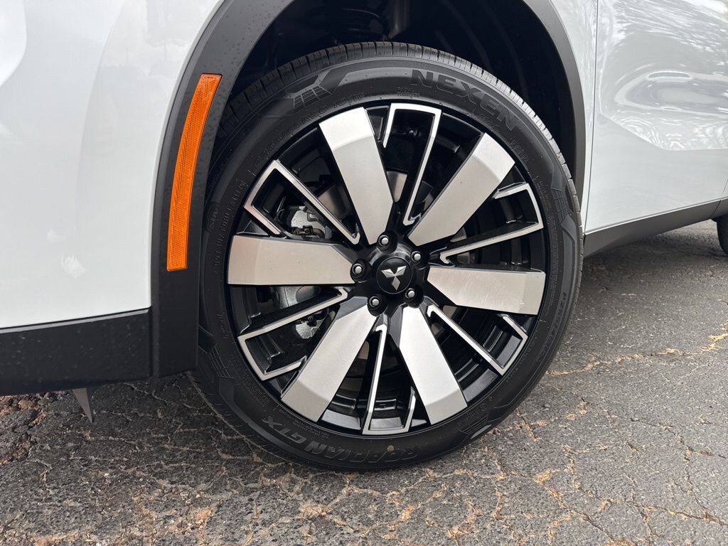 New 2026 Mitsubishi Outlander SE SUV