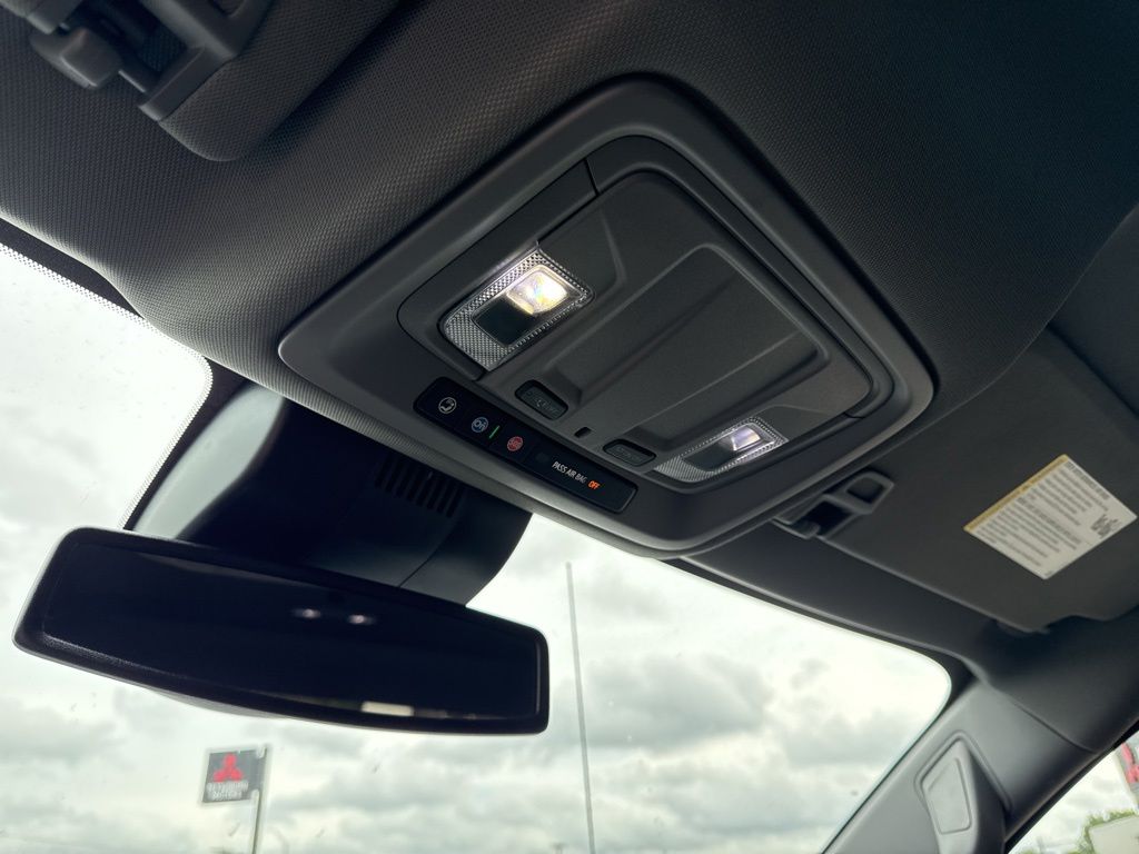 2024 GMC Sierra 1500 SLT - Photo 29