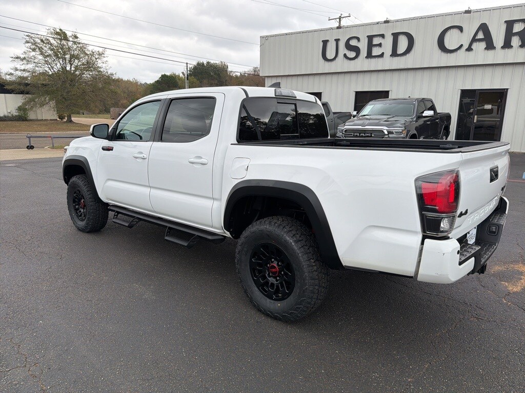 2019 Toyota Tacoma TRD Pro photo 2