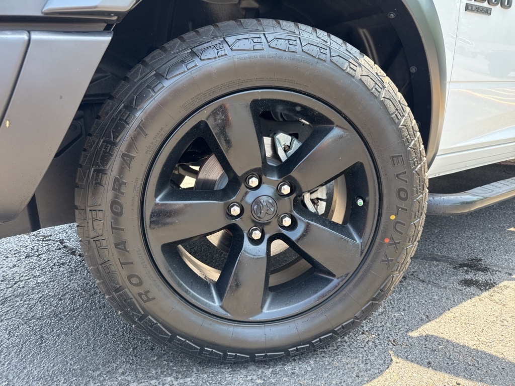 Used 2019 RAM Ram 1500 Classic Warlock with VIN 1C6RR6GT9KS697392 for sale in Longview, TX