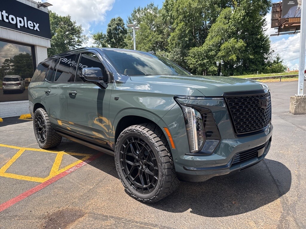 2025 Cadillac Escalade Premium Luxury photo 4