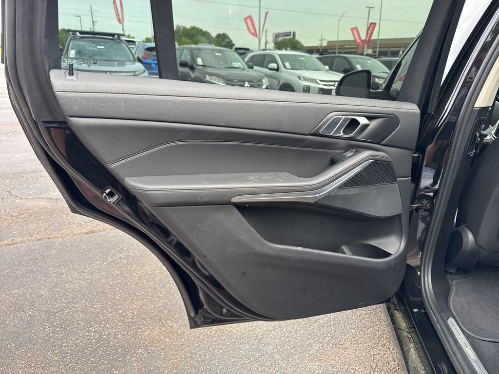 2022 BMW X7 40i - Photo 35