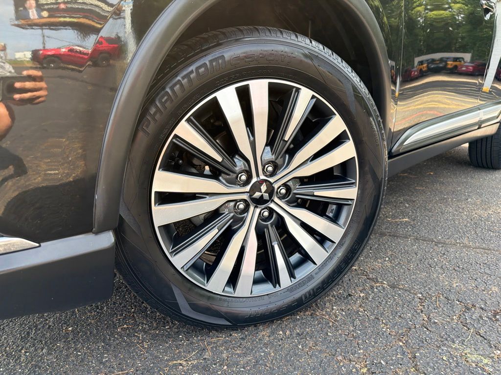 Used 2020 Mitsubishi Outlander ES with VIN JA4AZ3A39LZ026613 for sale in Longview, TX