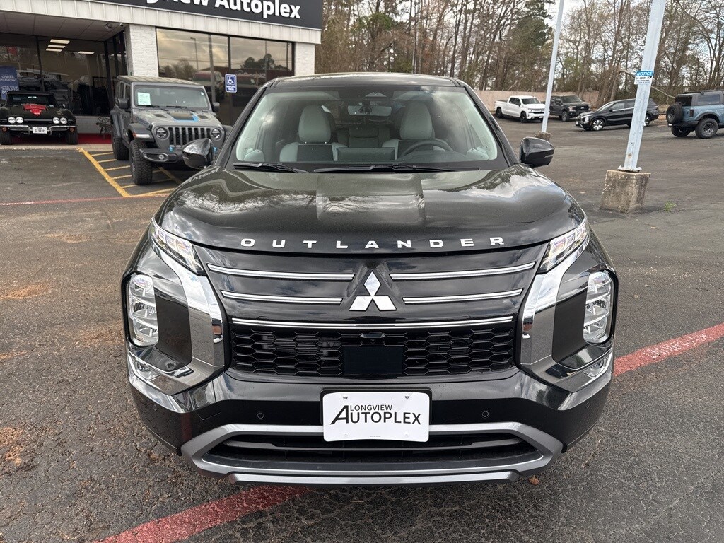 New 2026 Mitsubishi Outlander SE SUV