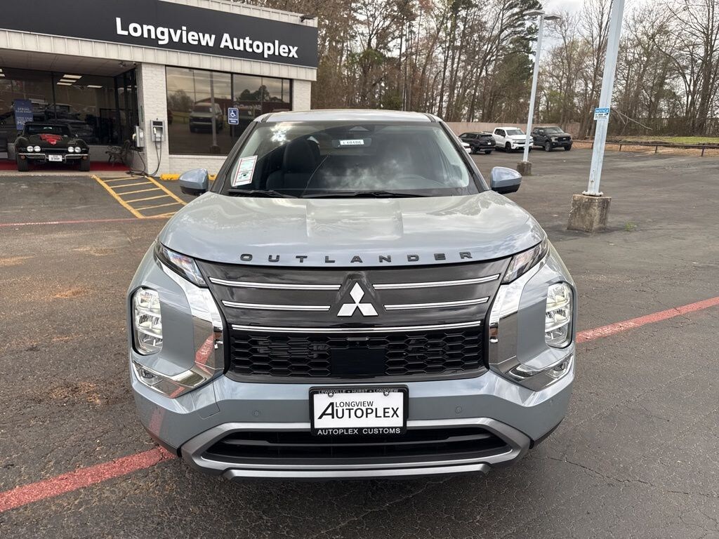 New 2026 Mitsubishi Outlander SE SUV