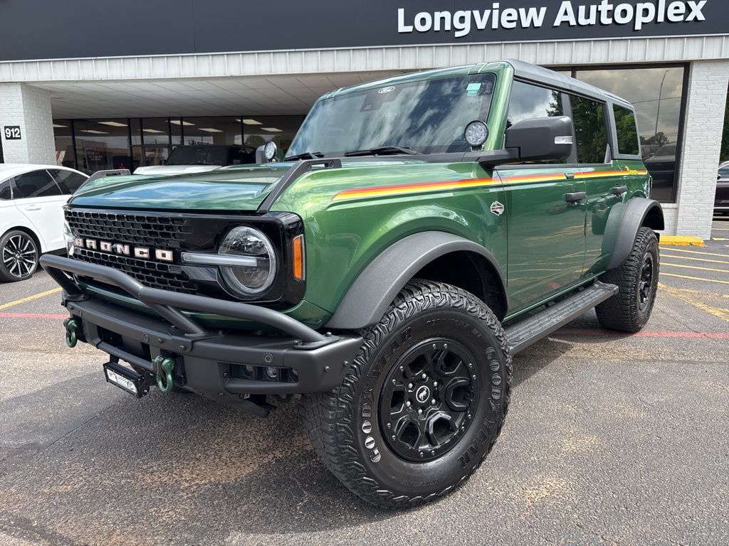 2022 Ford Bronco Wildtrak 4x4's photo