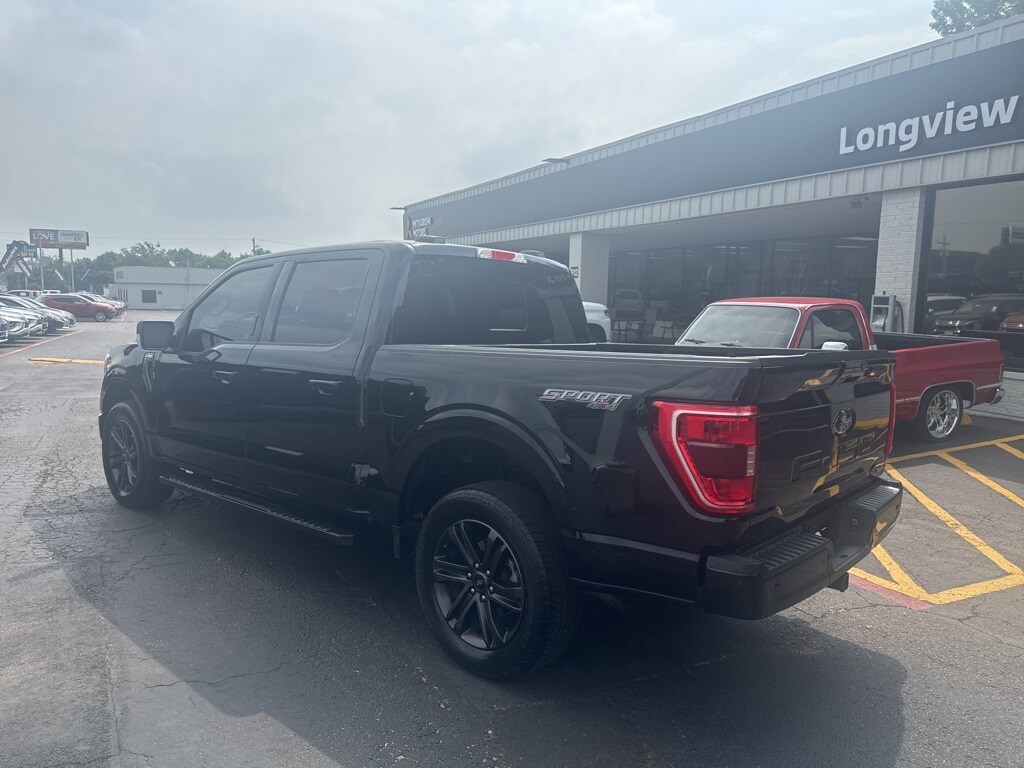 2022 Ford F-150 XLT photo 2