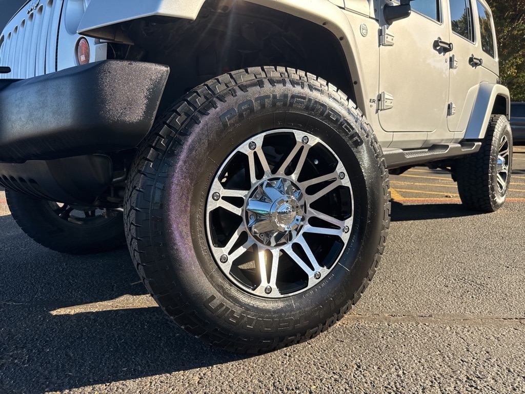 Used 2012 Jeep Wrangler Unlimited Rubicon with VIN 1C4BJWFG3CL125235 for sale in Longview, TX