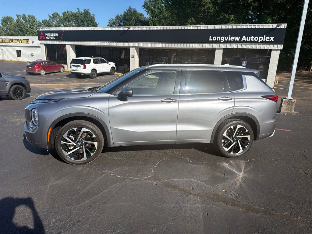 Used 2022 Mitsubishi Outlander SEL SUV