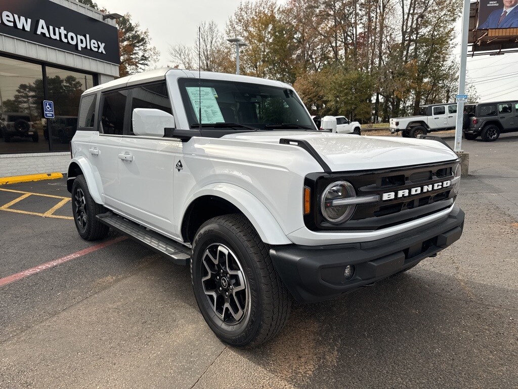 Used 2024 Ford Bronco Outer Banks SUV