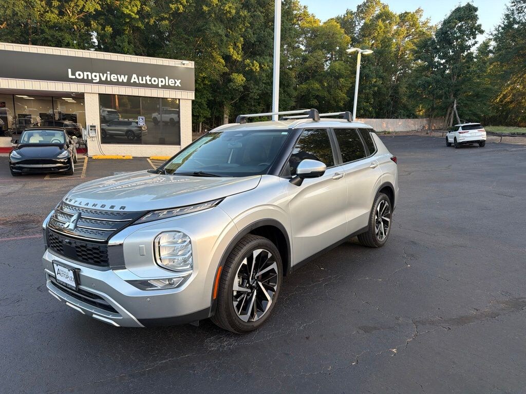 Used 2022 Mitsubishi Outlander SE SUV