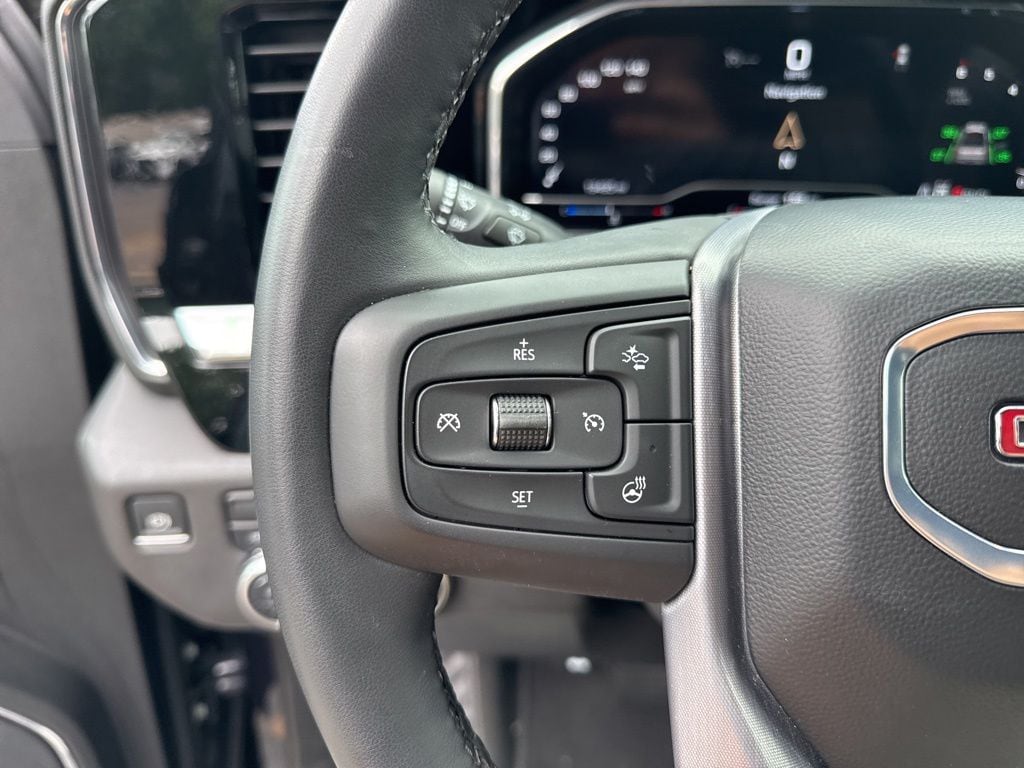 2024 GMC Sierra 1500 SLT - Photo 20