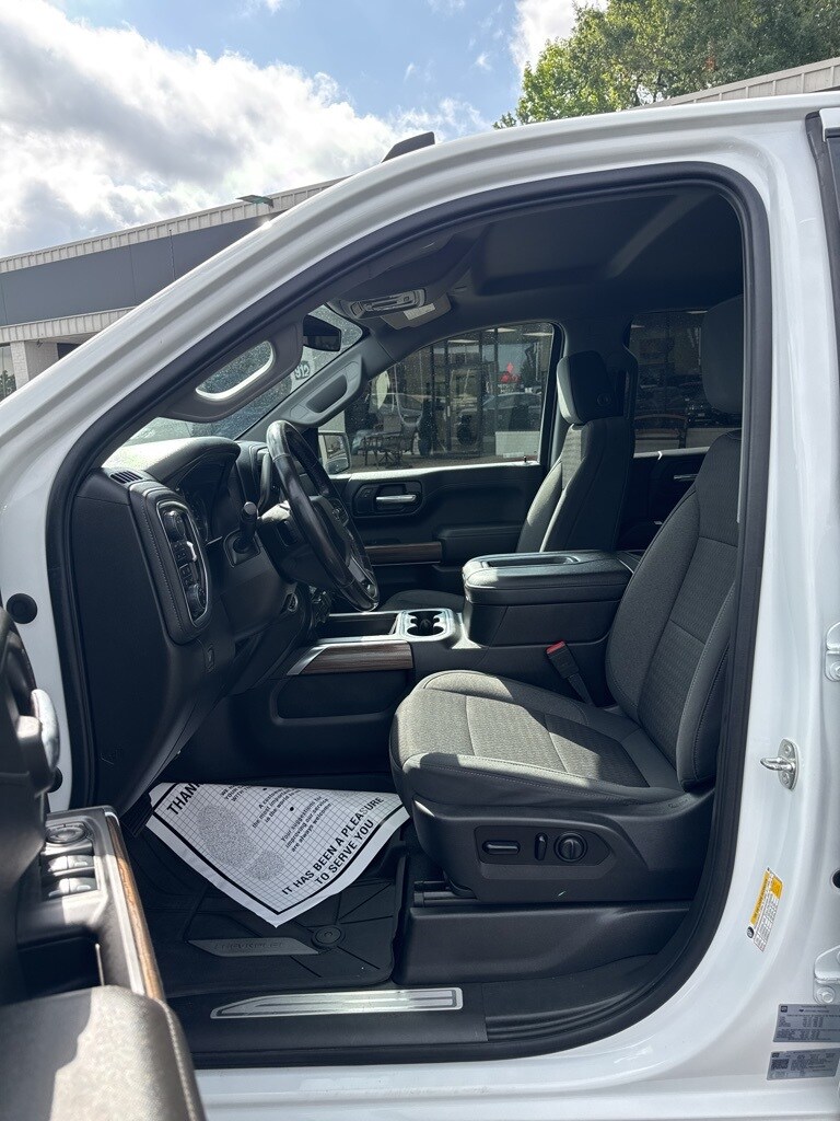 2021 Chevrolet Silverado 1500 RST photo 4