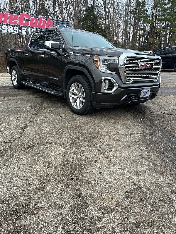2021 GMC Sierra 1500 SLT's photo