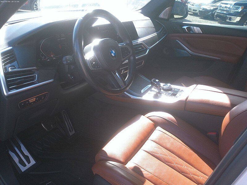 2021 Bmw X7 M50i photo 2