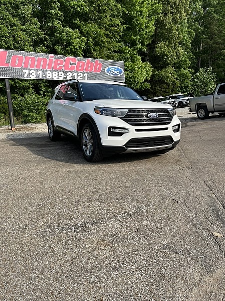 2023 Ford Explorer XLT 4WD's photo