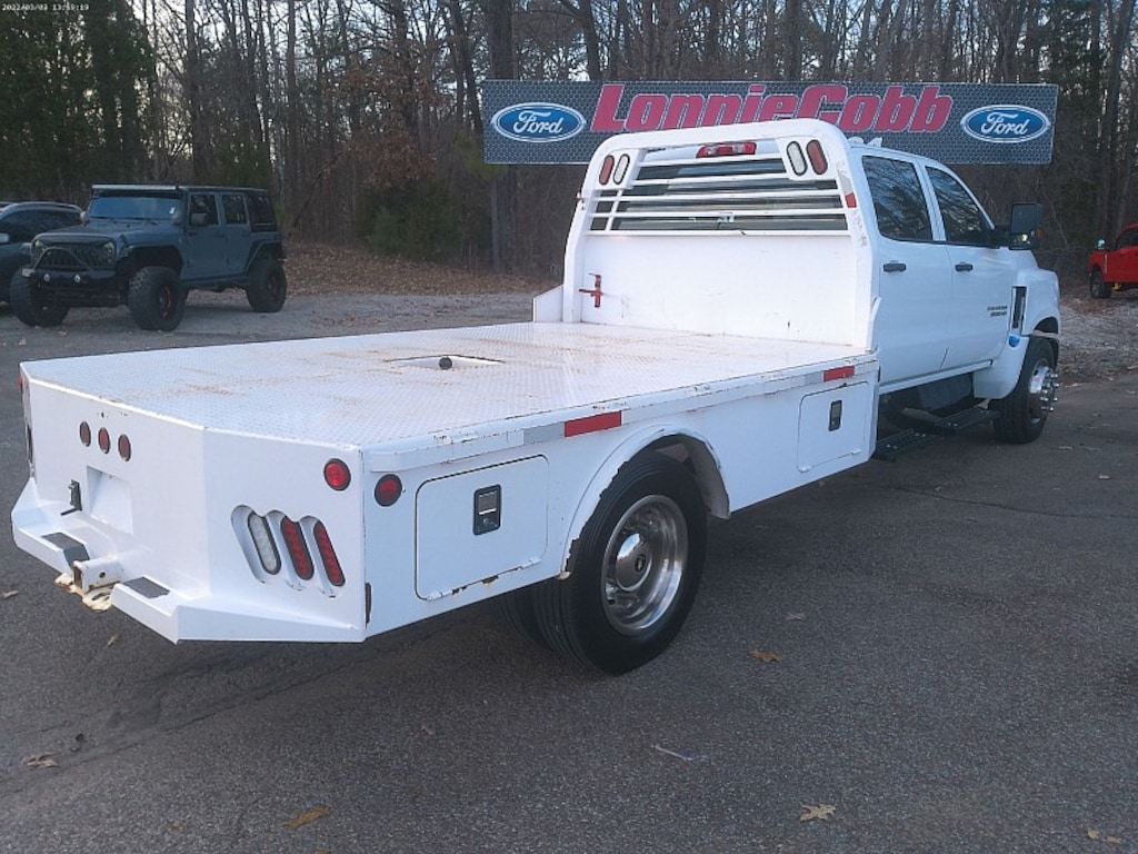 Used 2020 Chevrolet Silverado MD Cab-Chassis Commercial Truck
