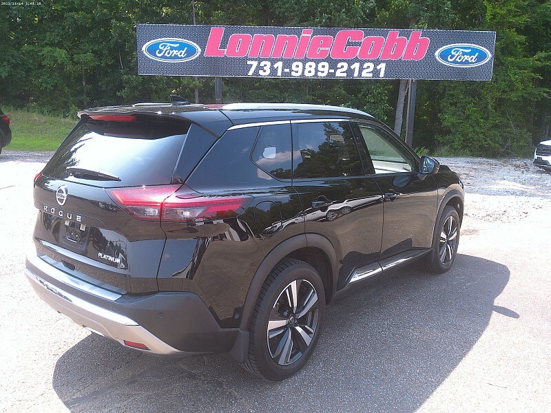 2021 Nissan Rogue Platinum photo 2
