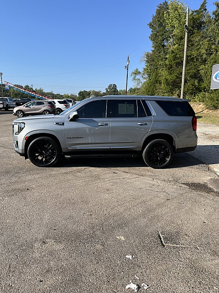 Used 2023 GMC Yukon SLT Full Size SUV