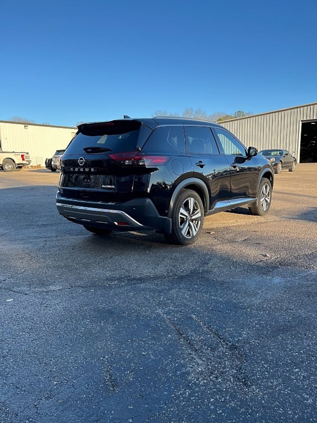 Used 2021 Nissan Rogue Platinum Crossover SUV