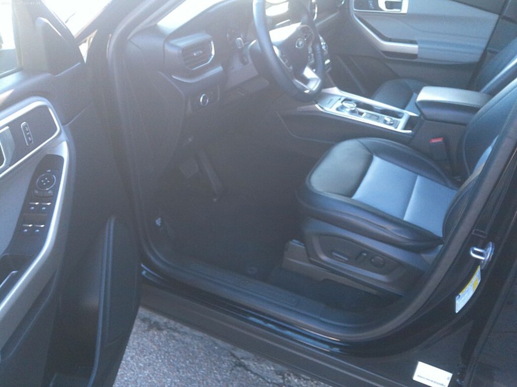 Used 2023 Ford Explorer XLT Full Size SUV