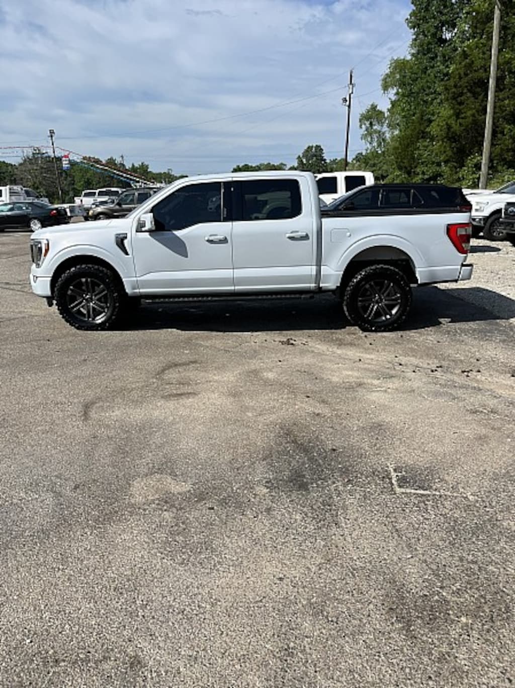Used 2022 Ford F-150 4WD LARIAT Full Size Truck