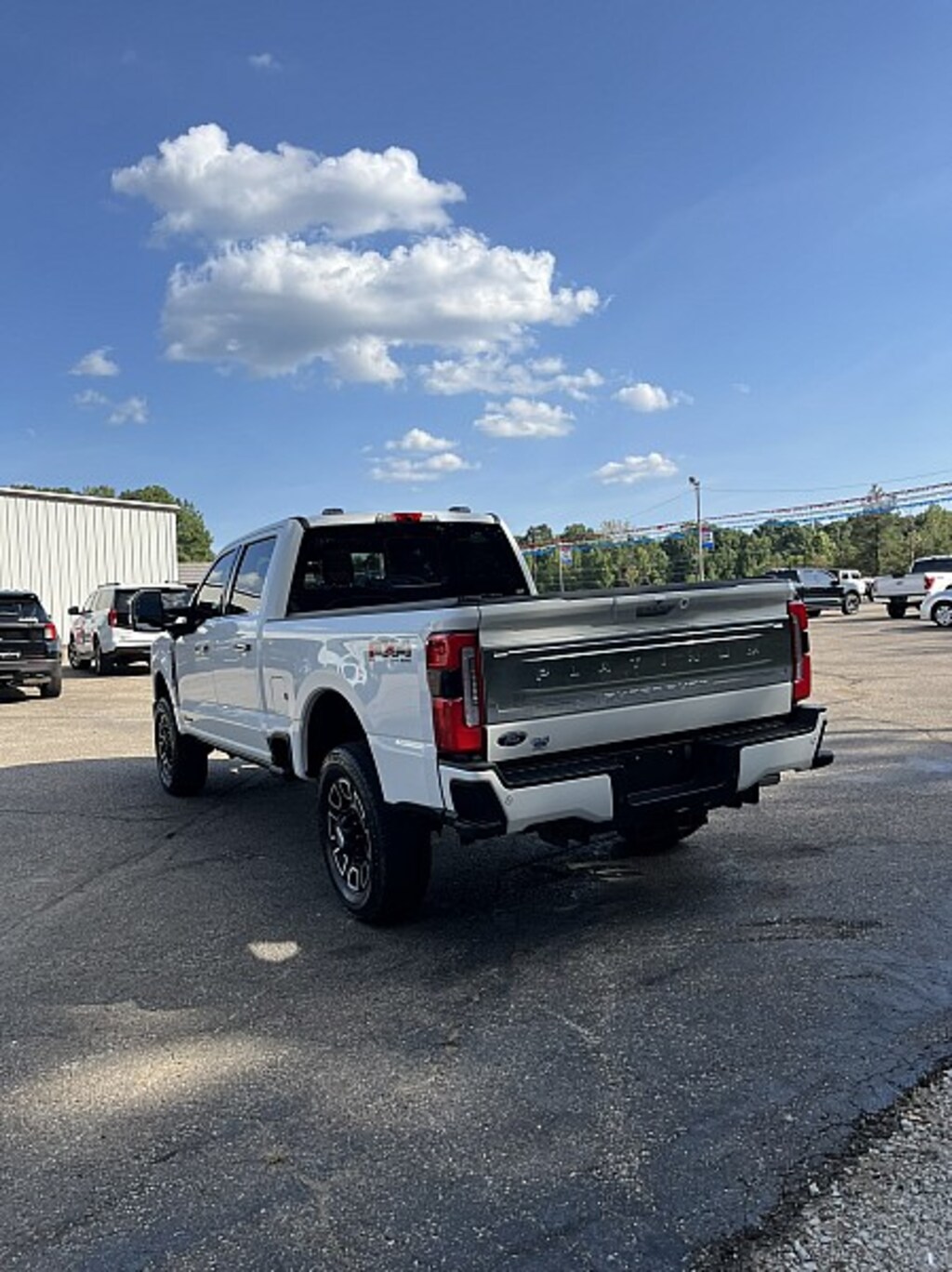 Used 2024 Ford Super Duty F-250 4WD Platinum Full Size Truck
