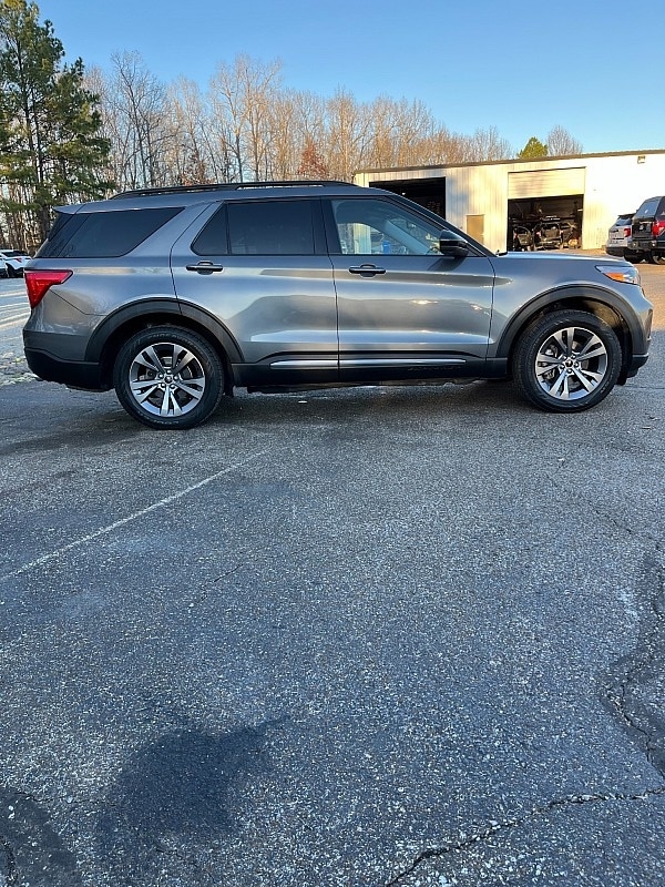2022 Ford Explorer XLT - Photo 8