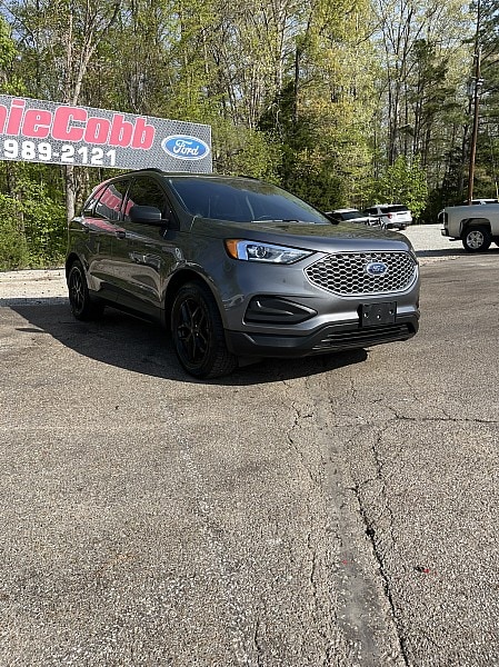 2023 Ford Edge SE AWD's photo
