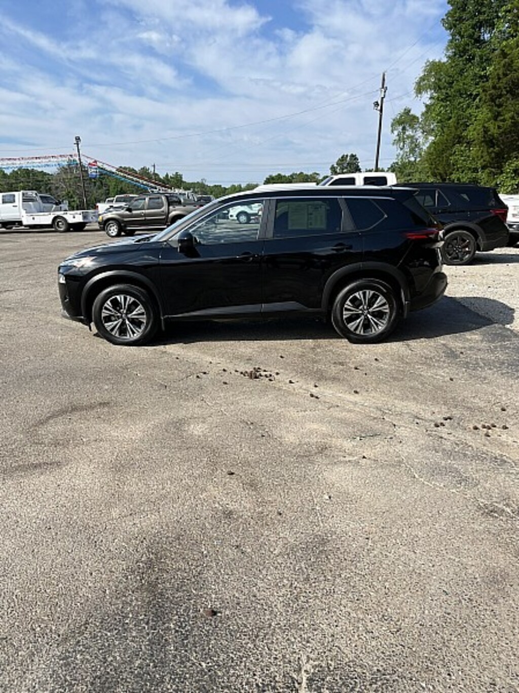 Used 2023 Nissan Rogue SV Crossover SUV