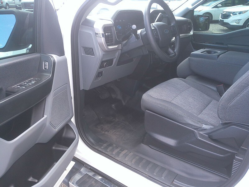 2023 Ford F-150 XL photo 4