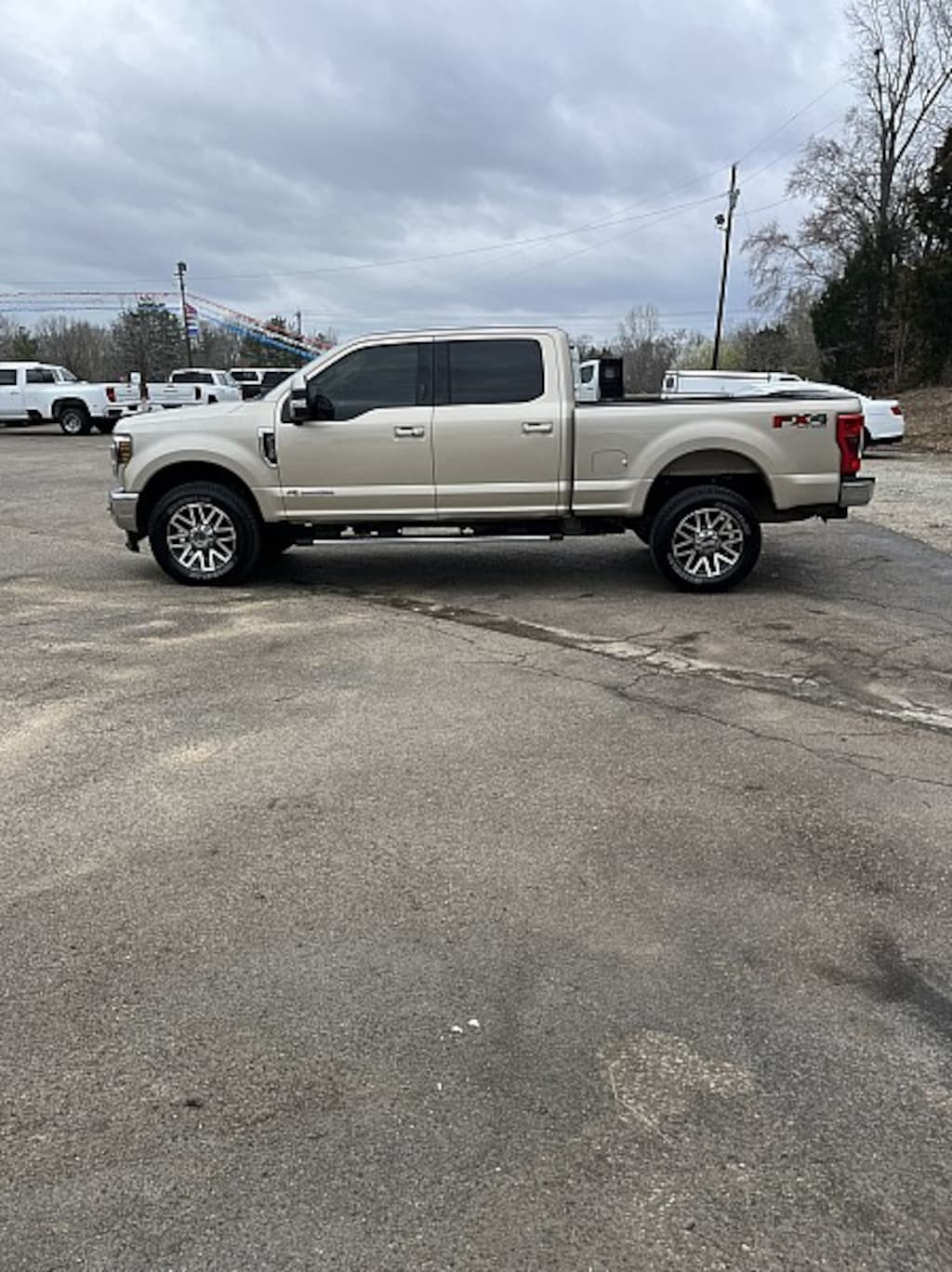 Used 2018 Ford Super Duty F-250 4WD LARIAT Full Size Truck