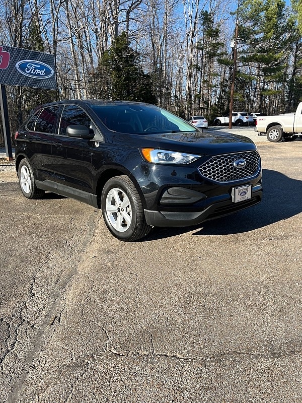 2023 Ford Edge SE
