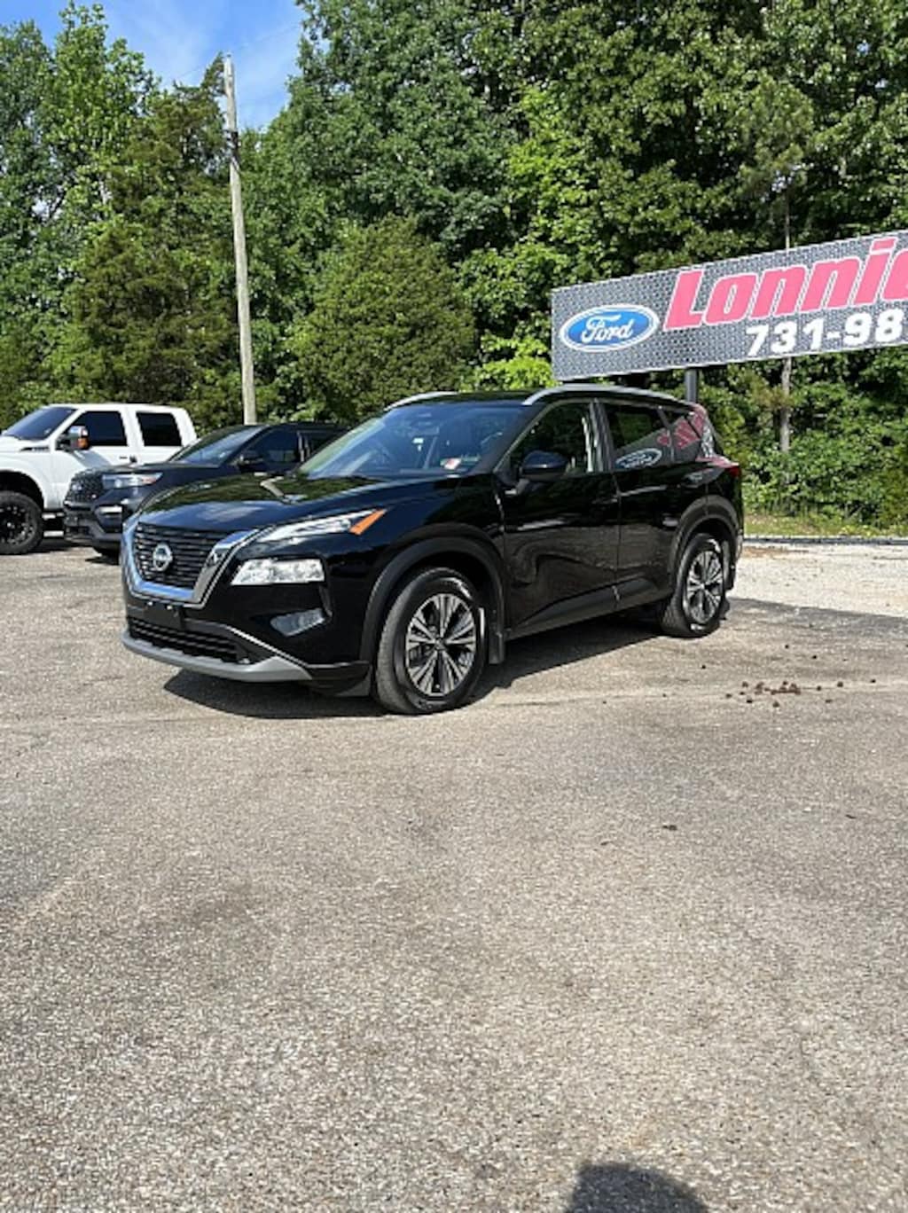 Used 2023 Nissan Rogue SV Crossover SUV