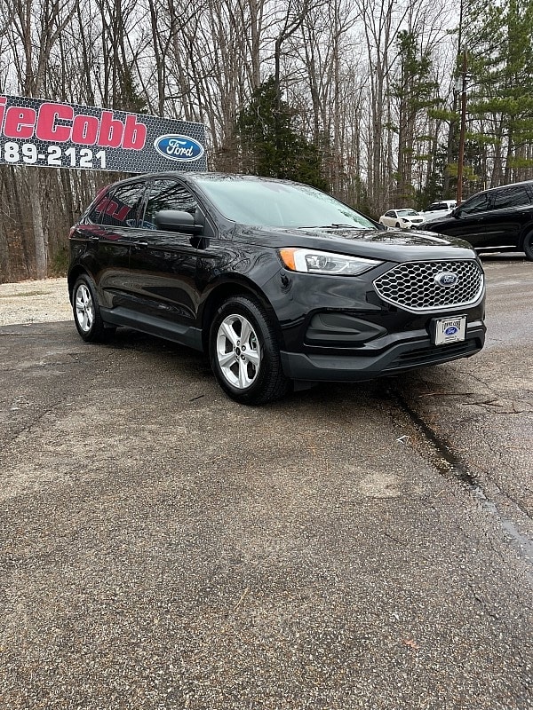 2023 Ford Edge SE's photo
