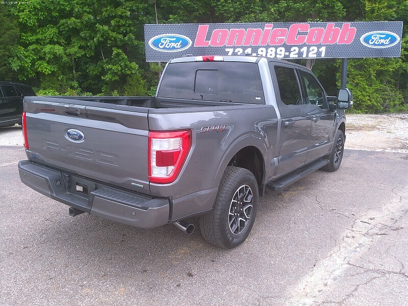 2022 Ford F-150 Lariat photo 2