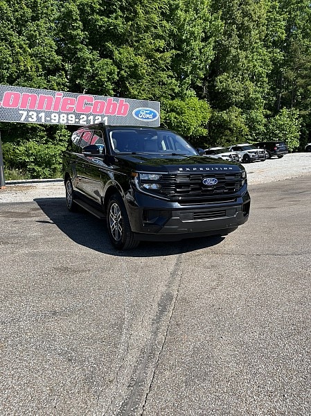 2025 Ford Expedition Active's photo