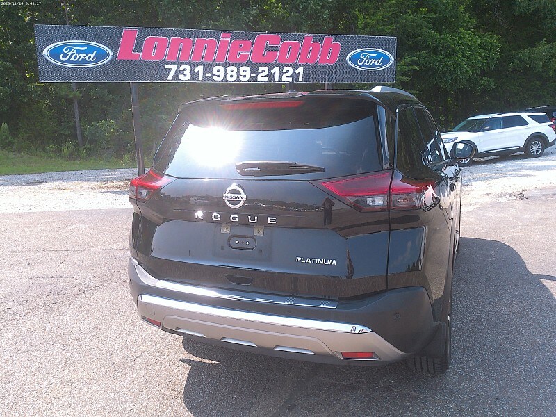 2021 Nissan Rogue Platinum photo 3