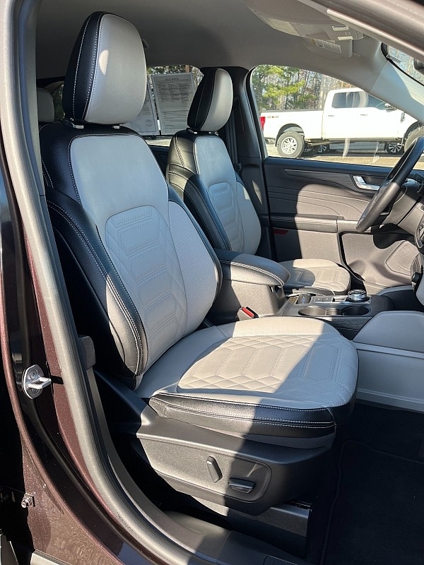 2023 Ford Escape Platinum - Photo 12