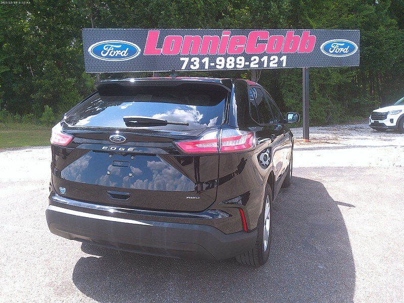 2023 Ford Edge SE photo 4