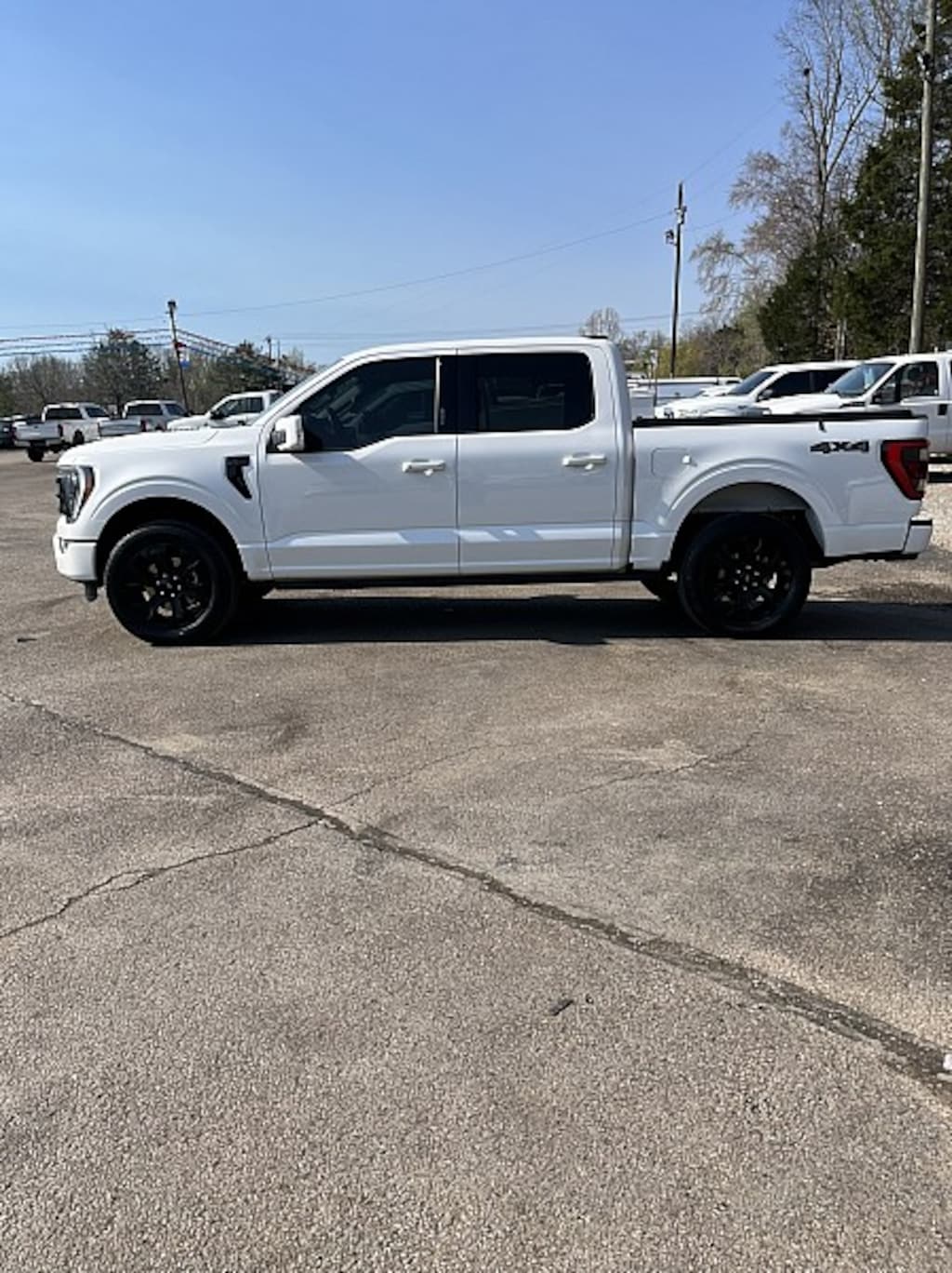 Used 2023 Ford F-150 4WD LARIAT Full Size Truck
