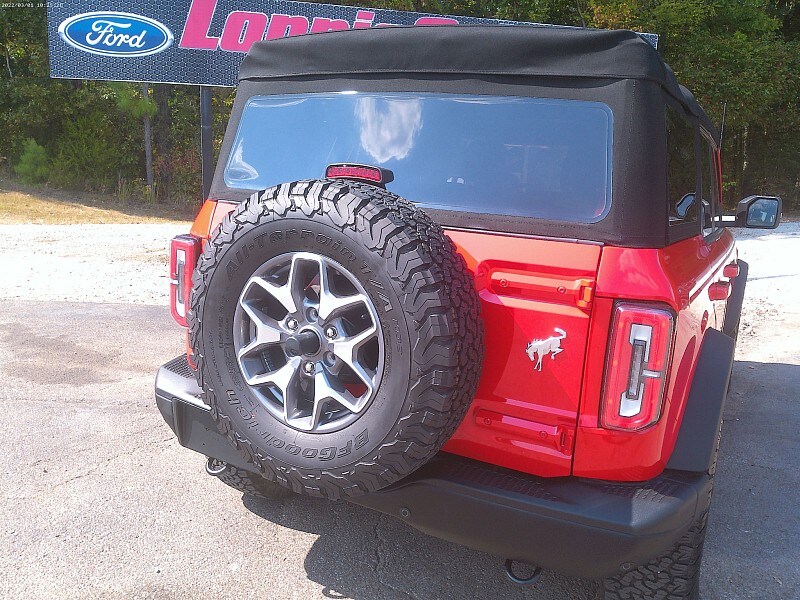 2024 Ford Bronco Badlands photo 3